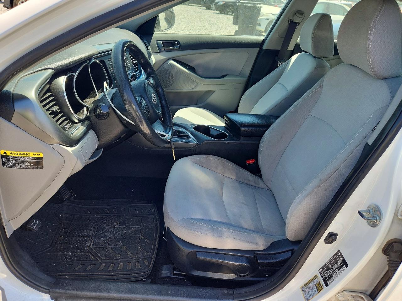 2014 KIA OPTIMA LX photo 13