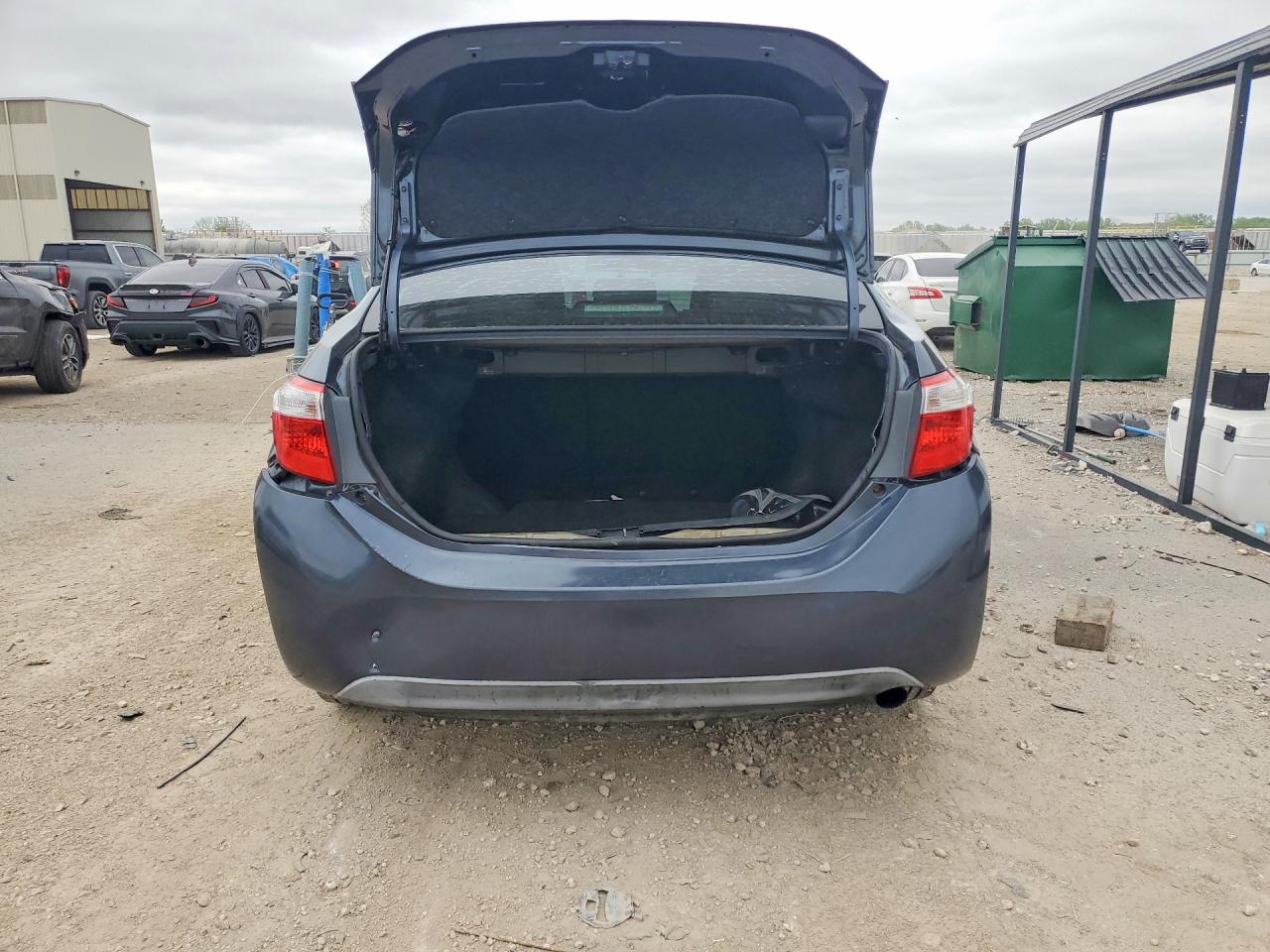 2016 TOYOTA COROLLA LE photo 11