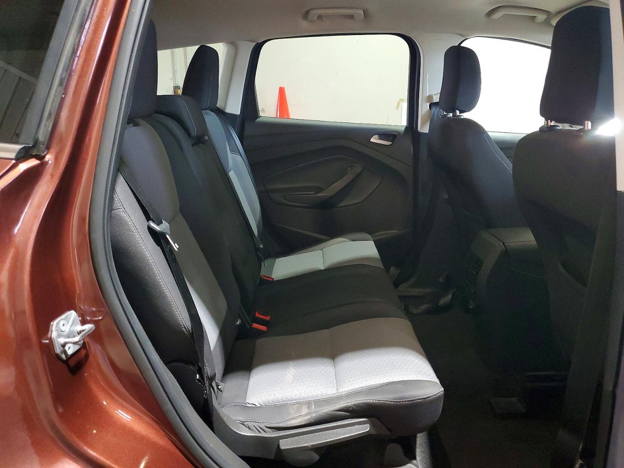 2018 FORD ESCAPE SE photo 31