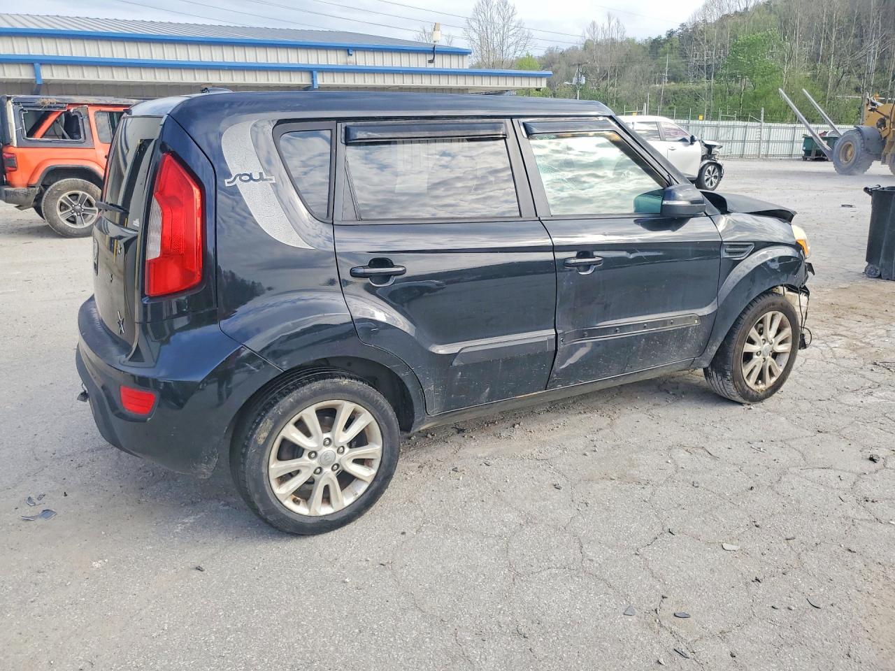2012 KIA SOUL + photo 3