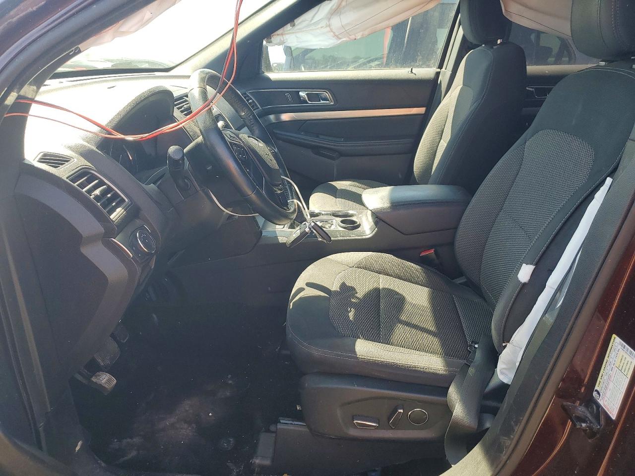 2018 FORD EXPLORER XLT photo 13