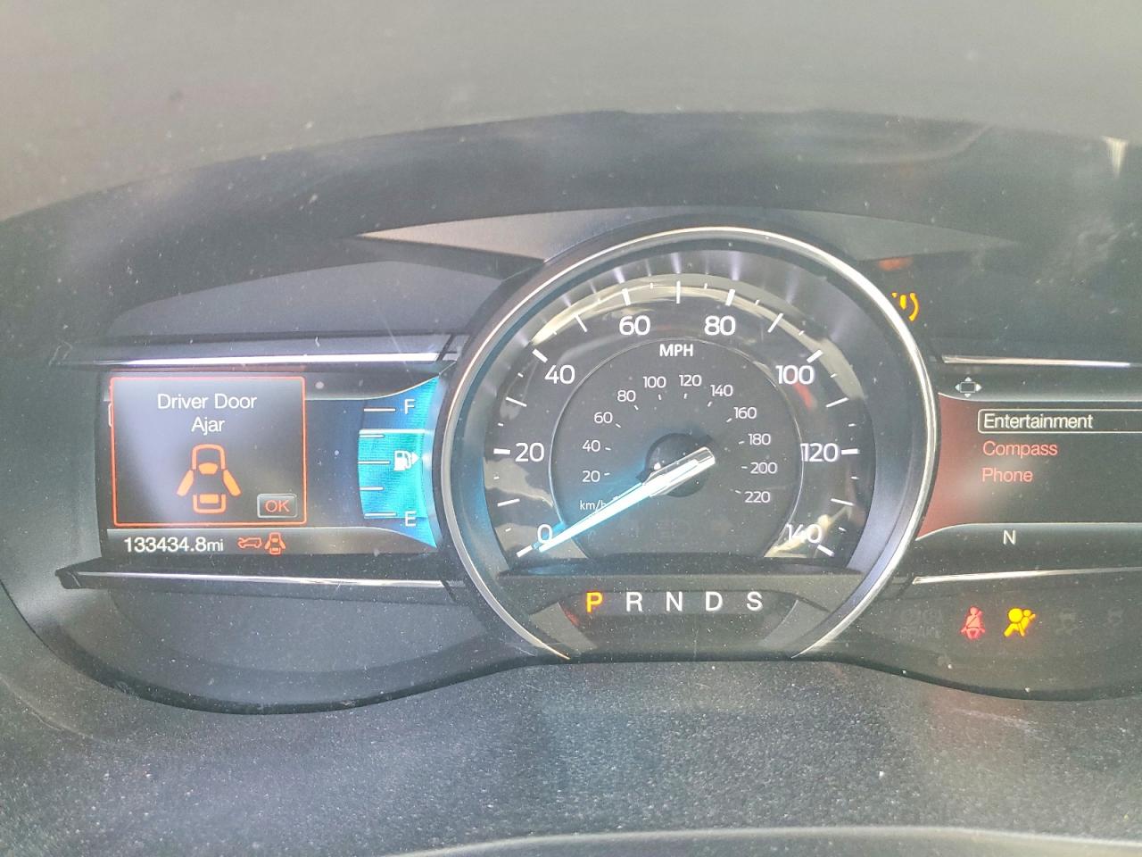 2018 FORD EXPLORER XLT photo 17