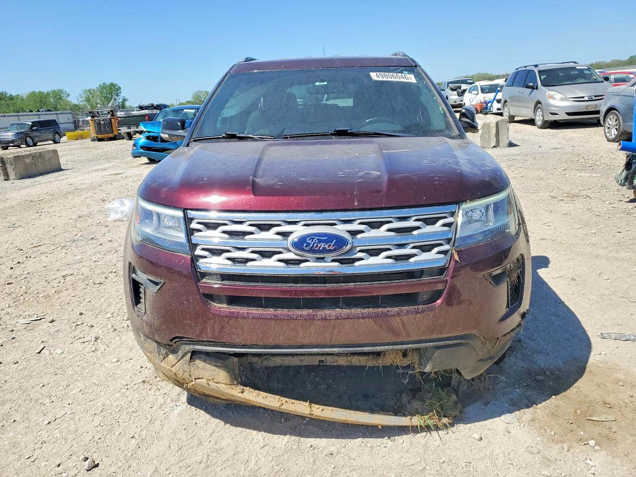 2018 FORD EXPLORER XLT photo 9