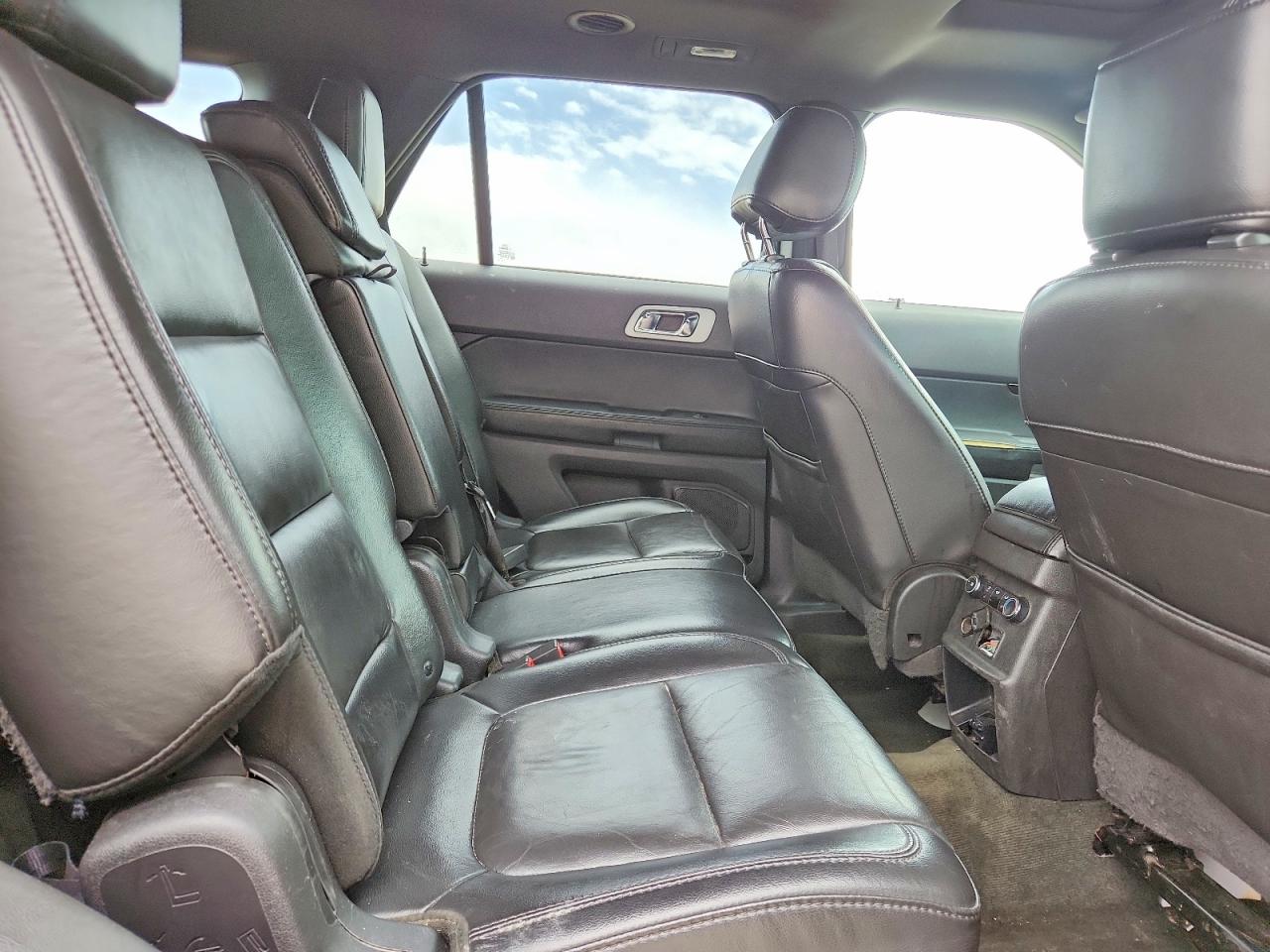 2015 FORD EXPLORER LIMITED photo 31