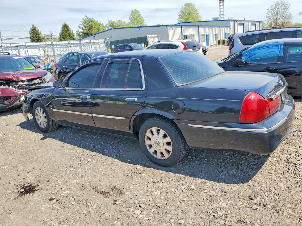 2004 MERCURY GRAND MARQUIS LS photo 2