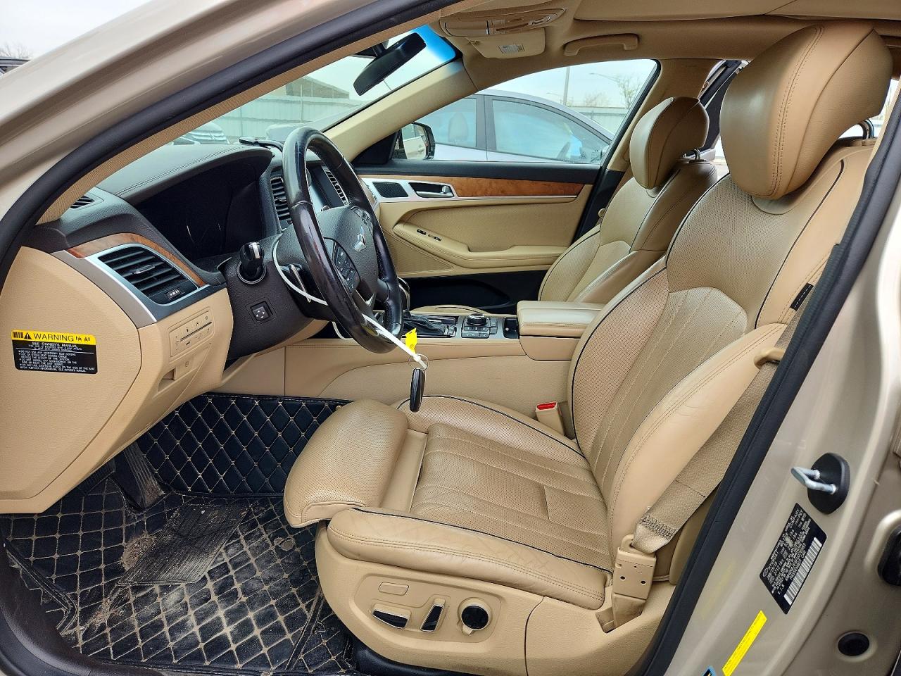 2015 HYUNDAI GENESIS 3.8L photo 13