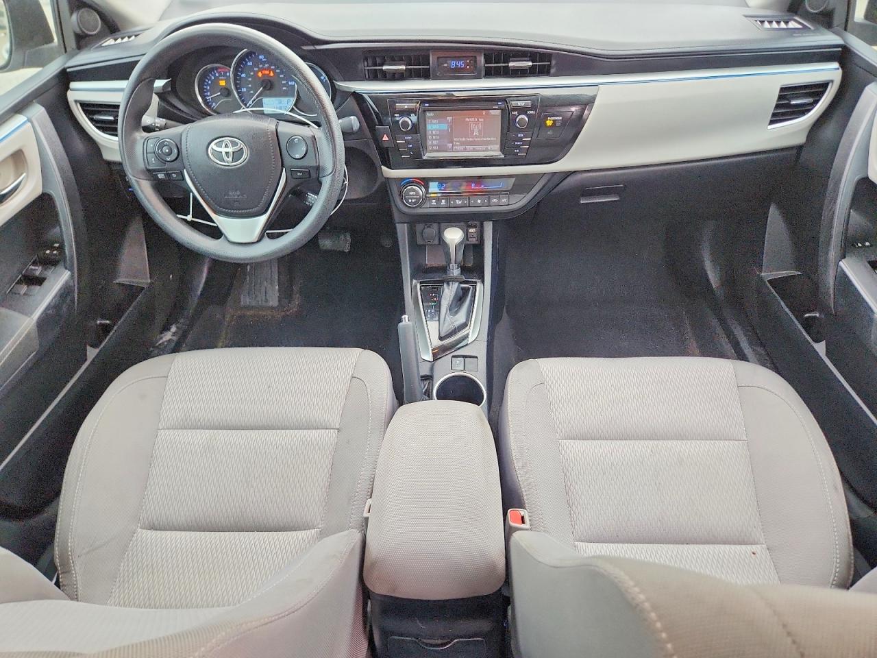 2014 TOYOTA COROLLA LE photo 8