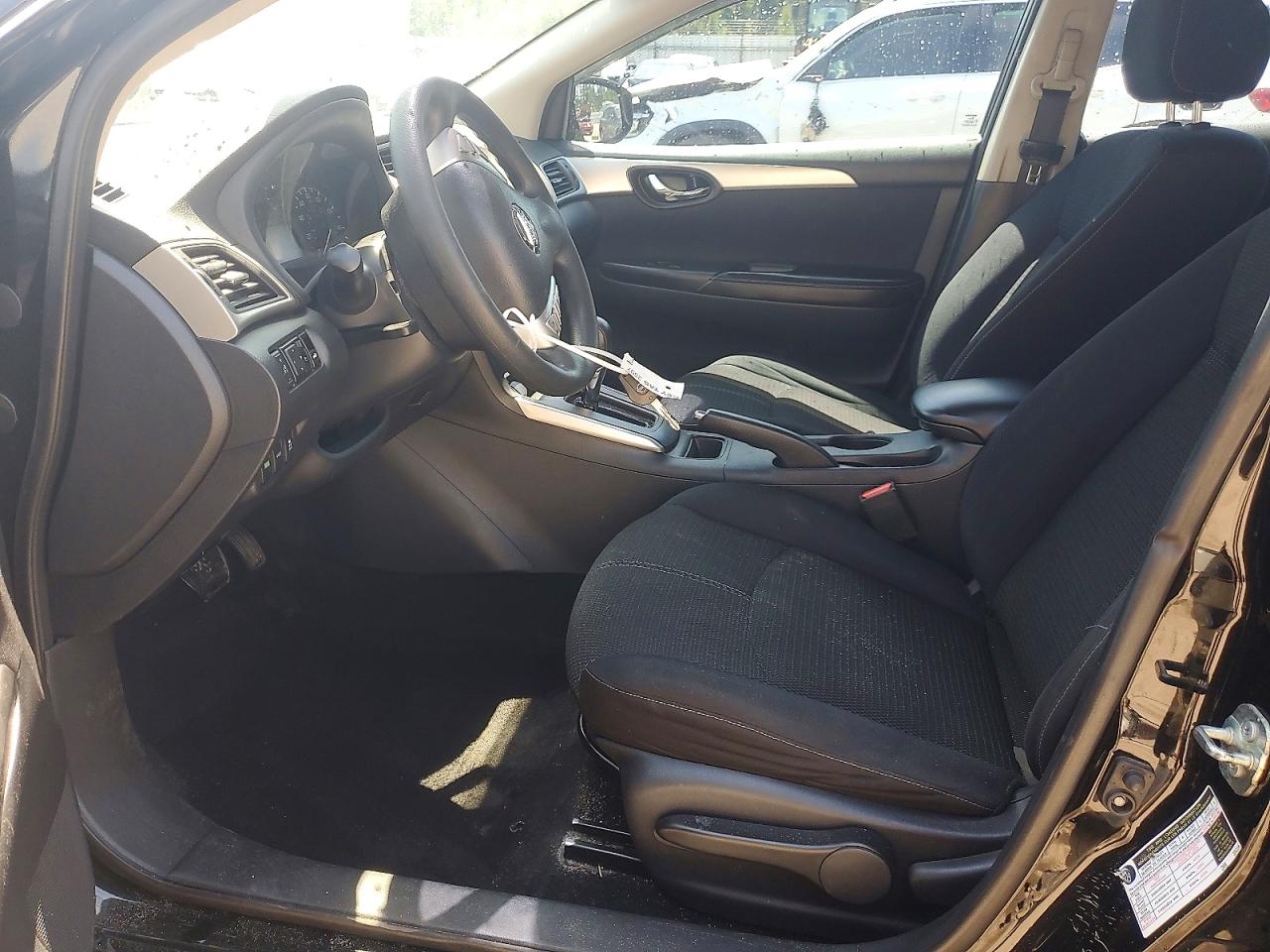2017 NISSAN SENTRA S photo 7