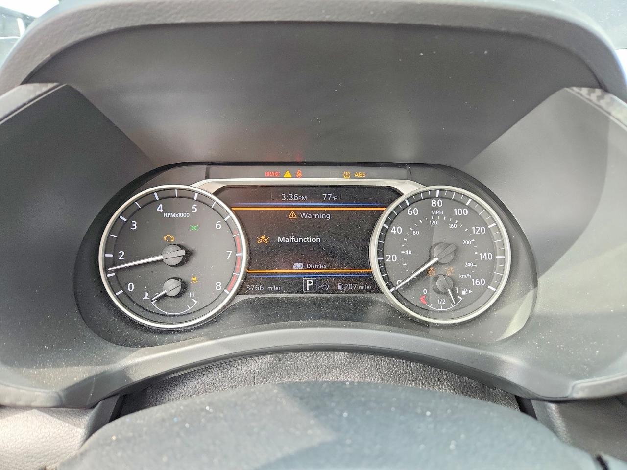 2025 NISSAN SENTRA SR photo 9