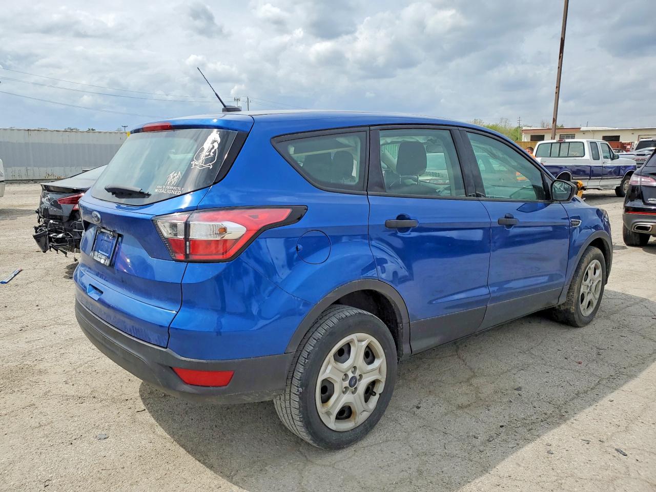 2018 FORD ESCAPE S photo 5