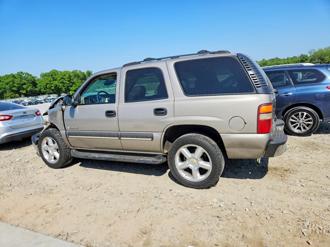 2003 CHEVROLET TAHOE C1500 photo 4