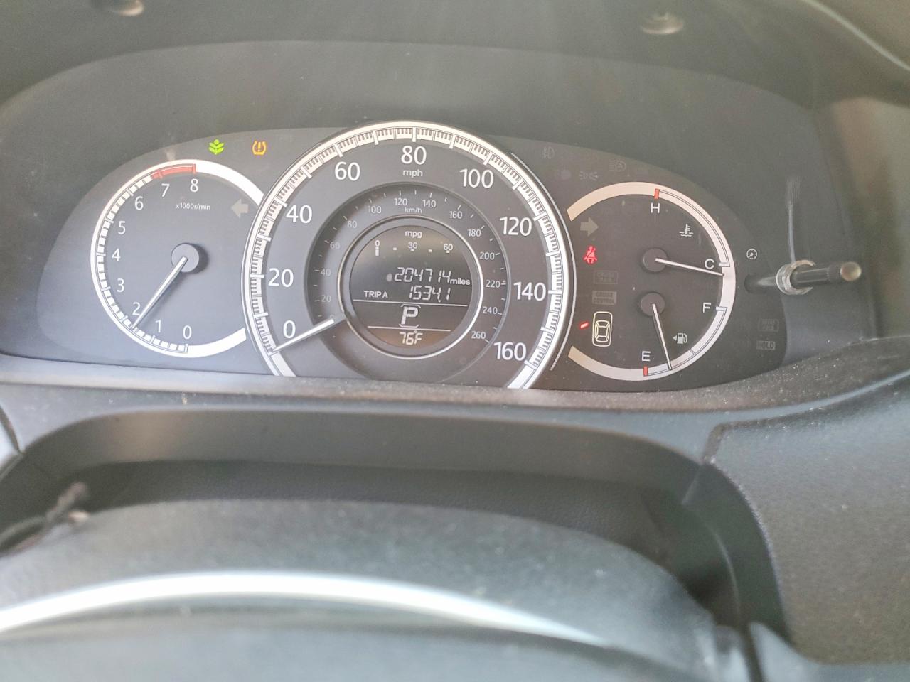 2013 HONDA ACCORD LX photo 25