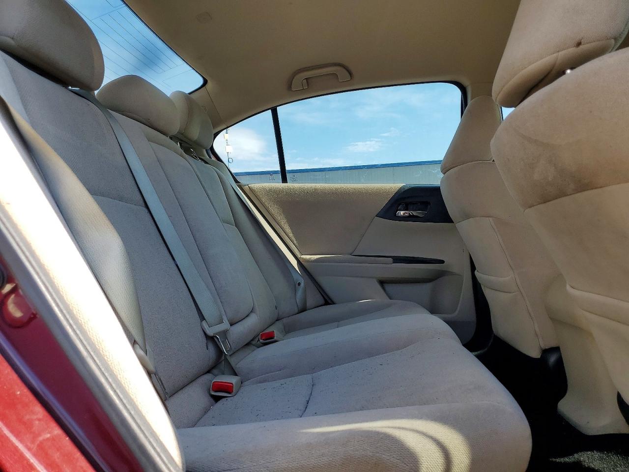 2013 HONDA ACCORD LX photo 28