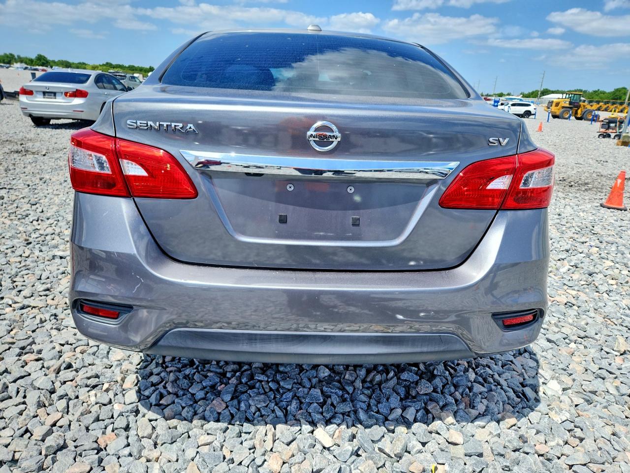 2018 NISSAN SENTRA SV photo 16