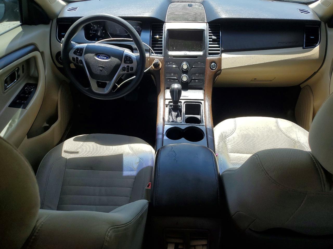 2018 FORD TAURUS SE photo 8