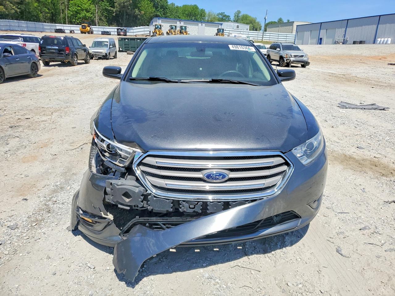 2018 FORD TAURUS SE photo 5