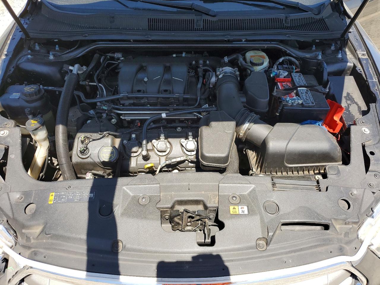 2018 FORD TAURUS SE photo 11