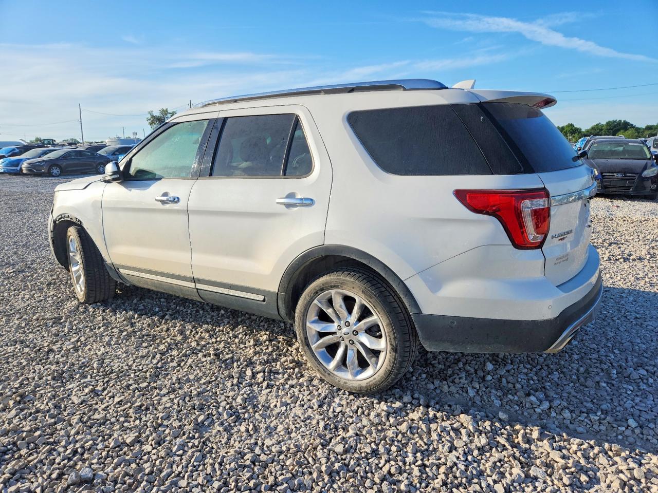 2016 FORD EXPLORER PLATINUM photo 3