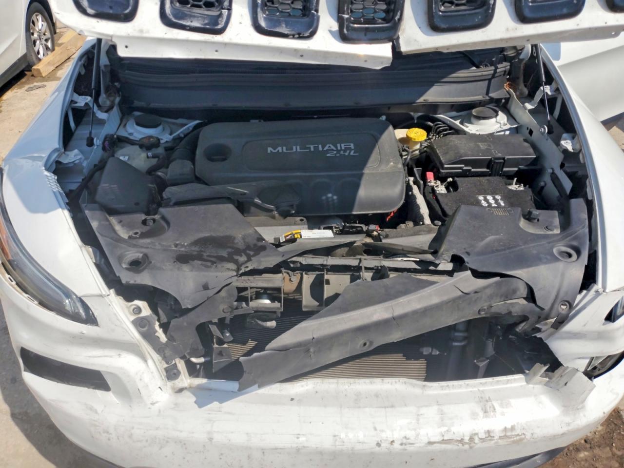 2017 JEEP CHEROKEE SPORT photo 34