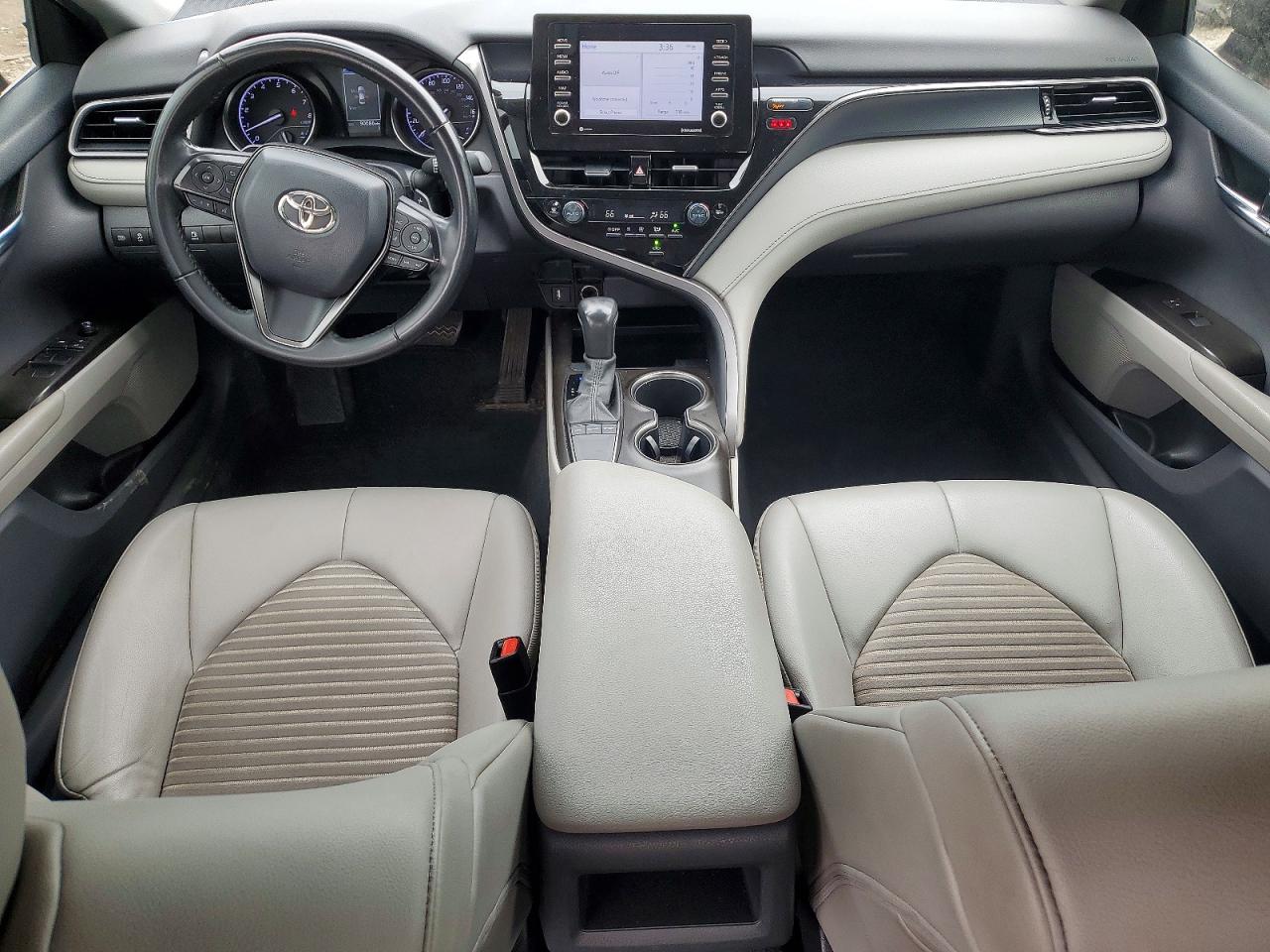 2022 TOYOTA CAMRY SE photo 15