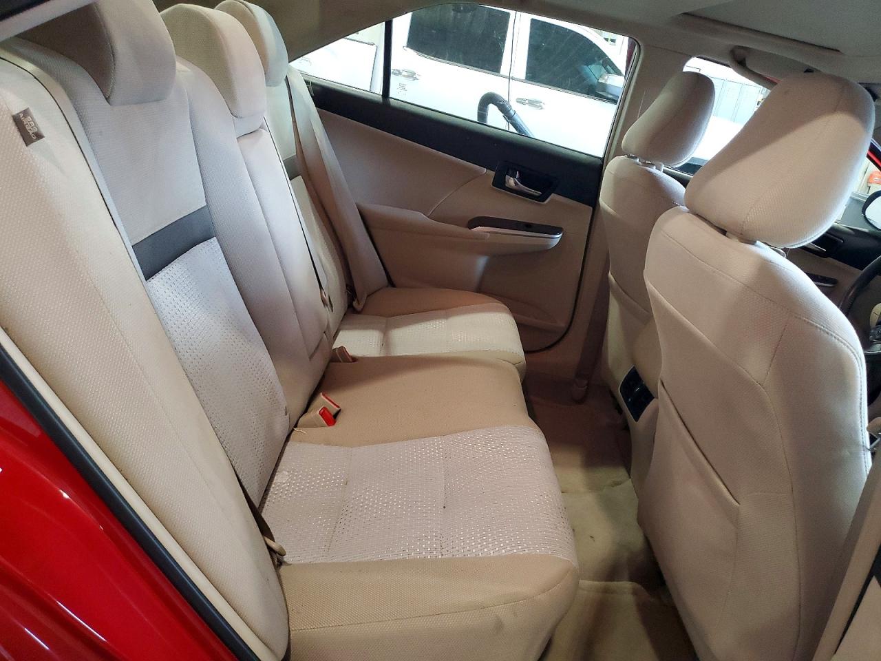 2012 TOYOTA CAMRY XLE photo 10