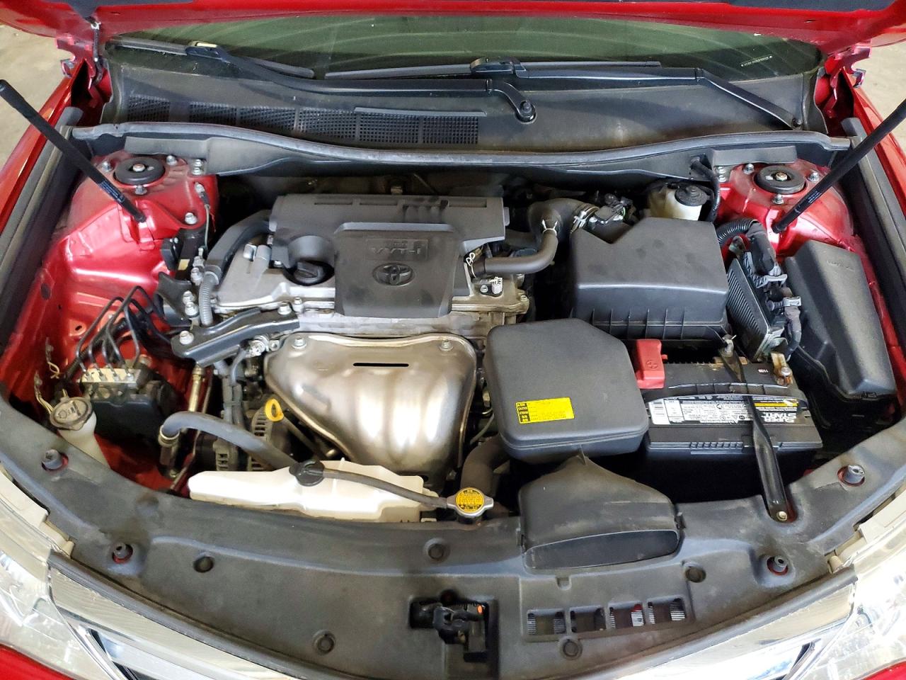 2012 TOYOTA CAMRY XLE photo 11