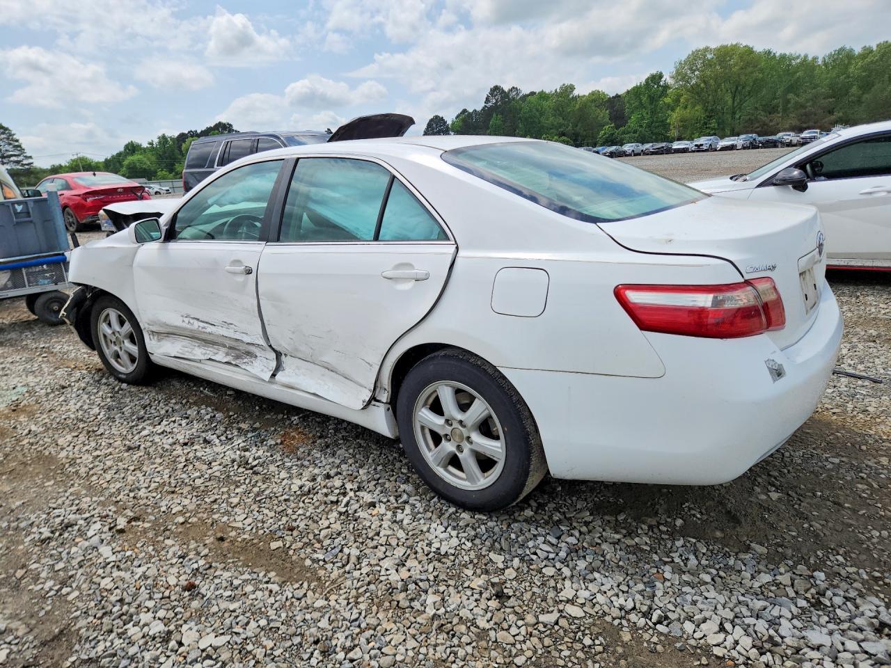 2008 TOYOTA CAMRY LE photo 4