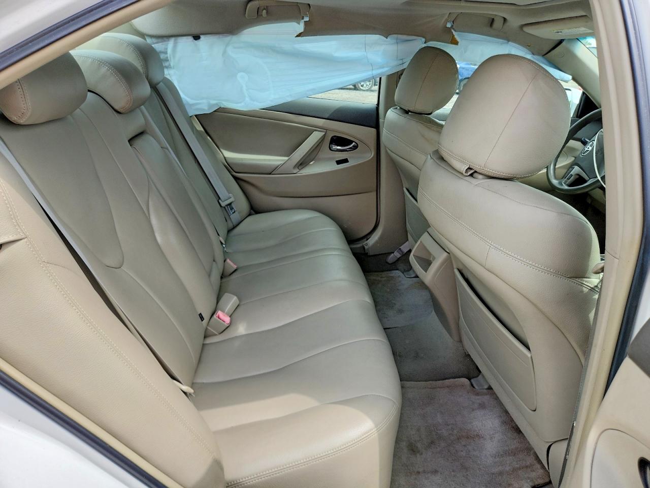 2008 TOYOTA CAMRY LE photo 28