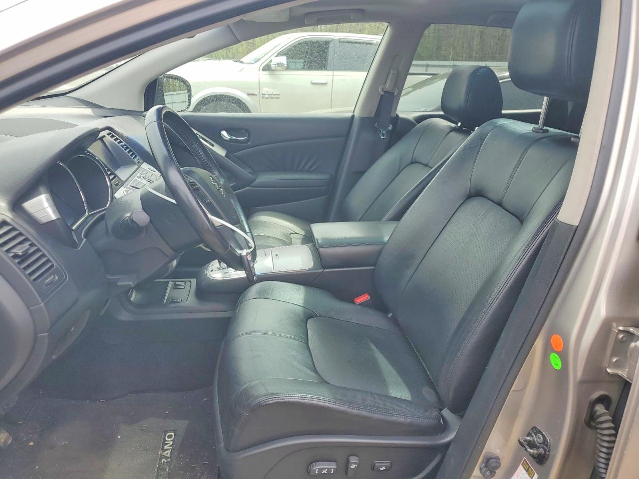 2009 NISSAN MURANO S photo 19