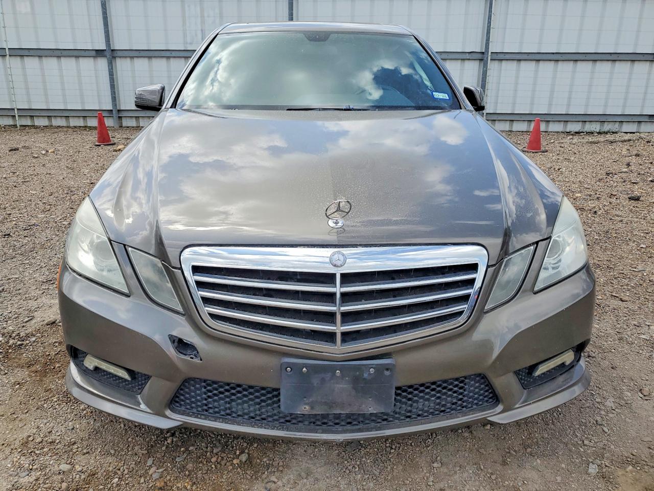 2011 MERCEDES-BENZ E 350 photo 9