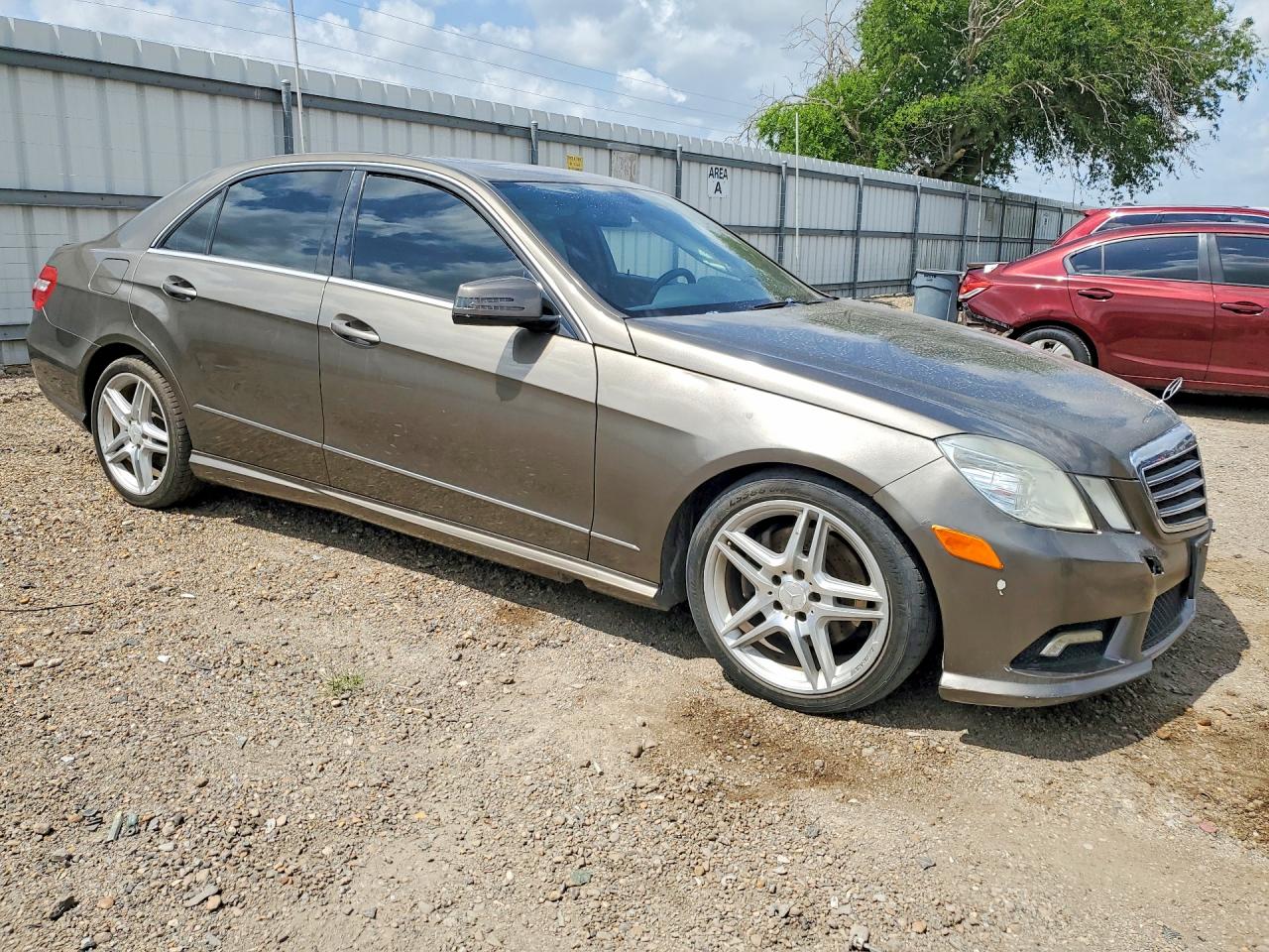 2011 MERCEDES-BENZ E 350 photo 7