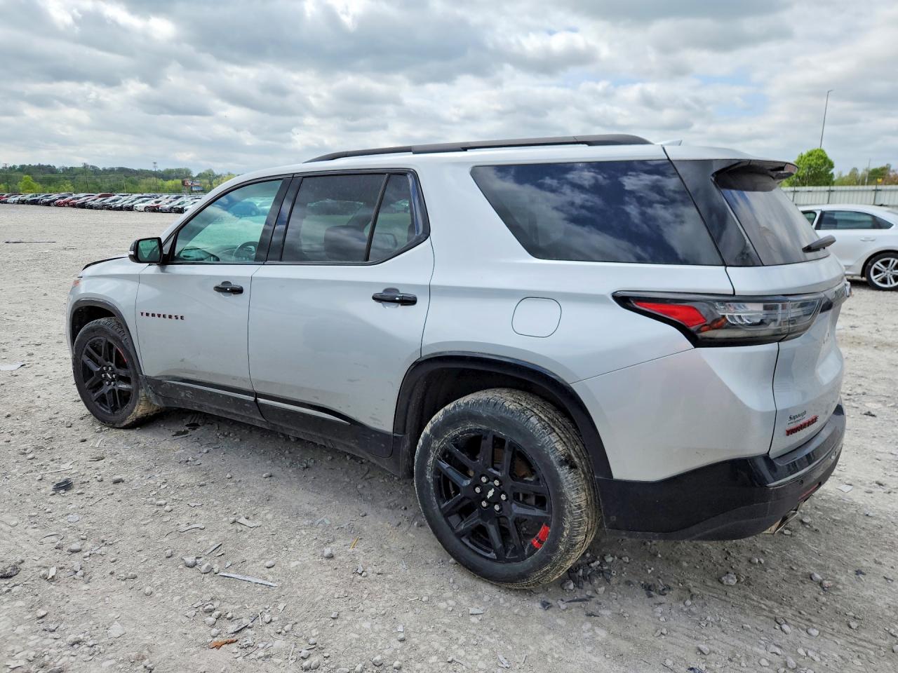 2019 CHEVROLET TRAVERSE PREMIER photo 4