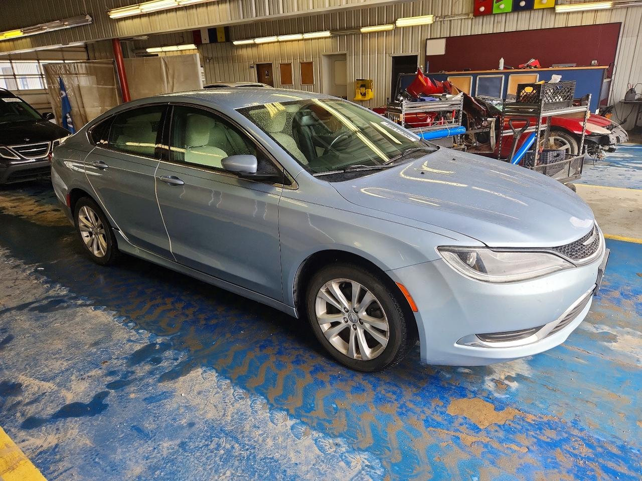 2015 CHRYSLER 200 LIMITED photo 4