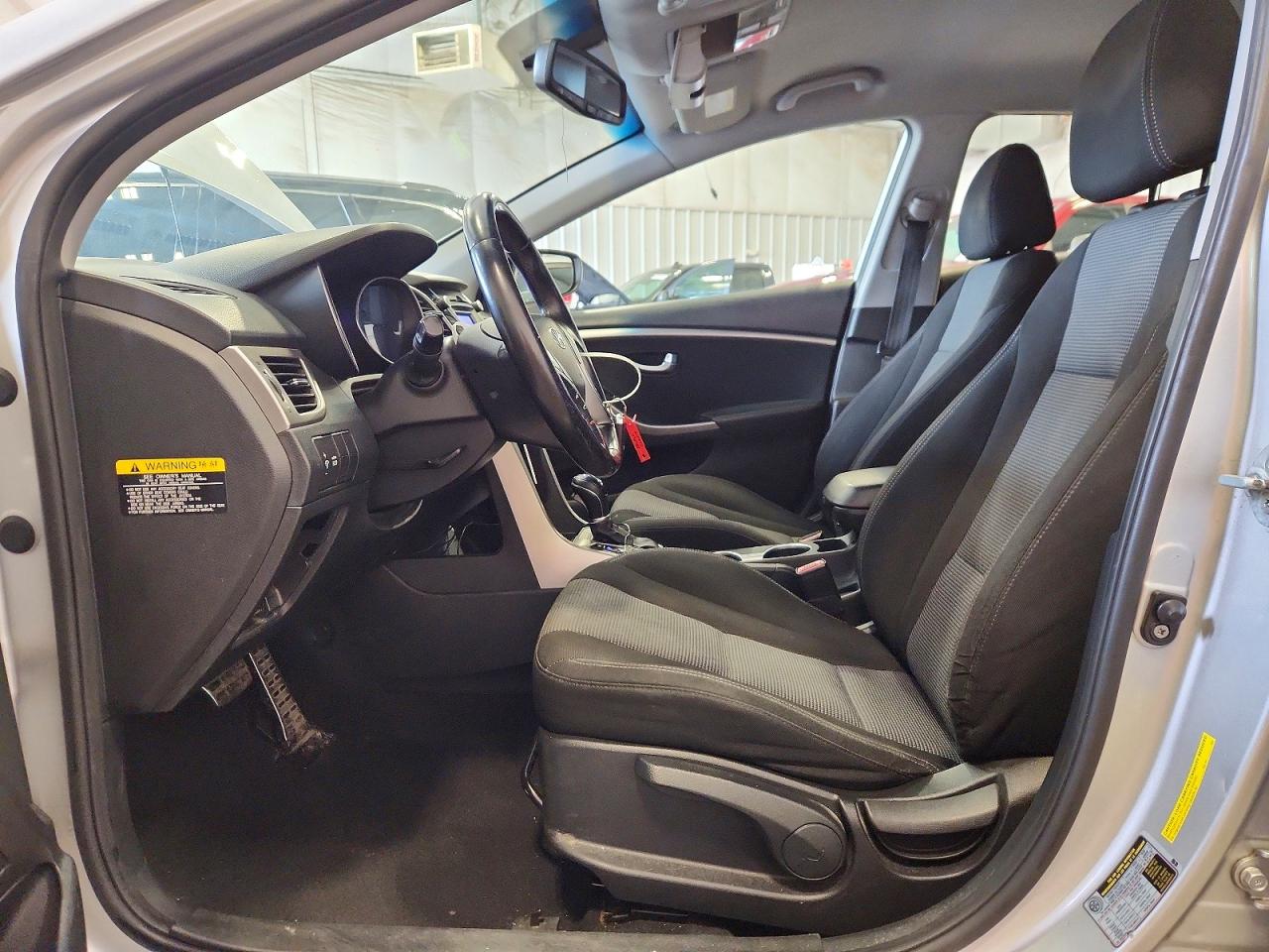 2013 HYUNDAI ELANTRA GT BASE photo 13