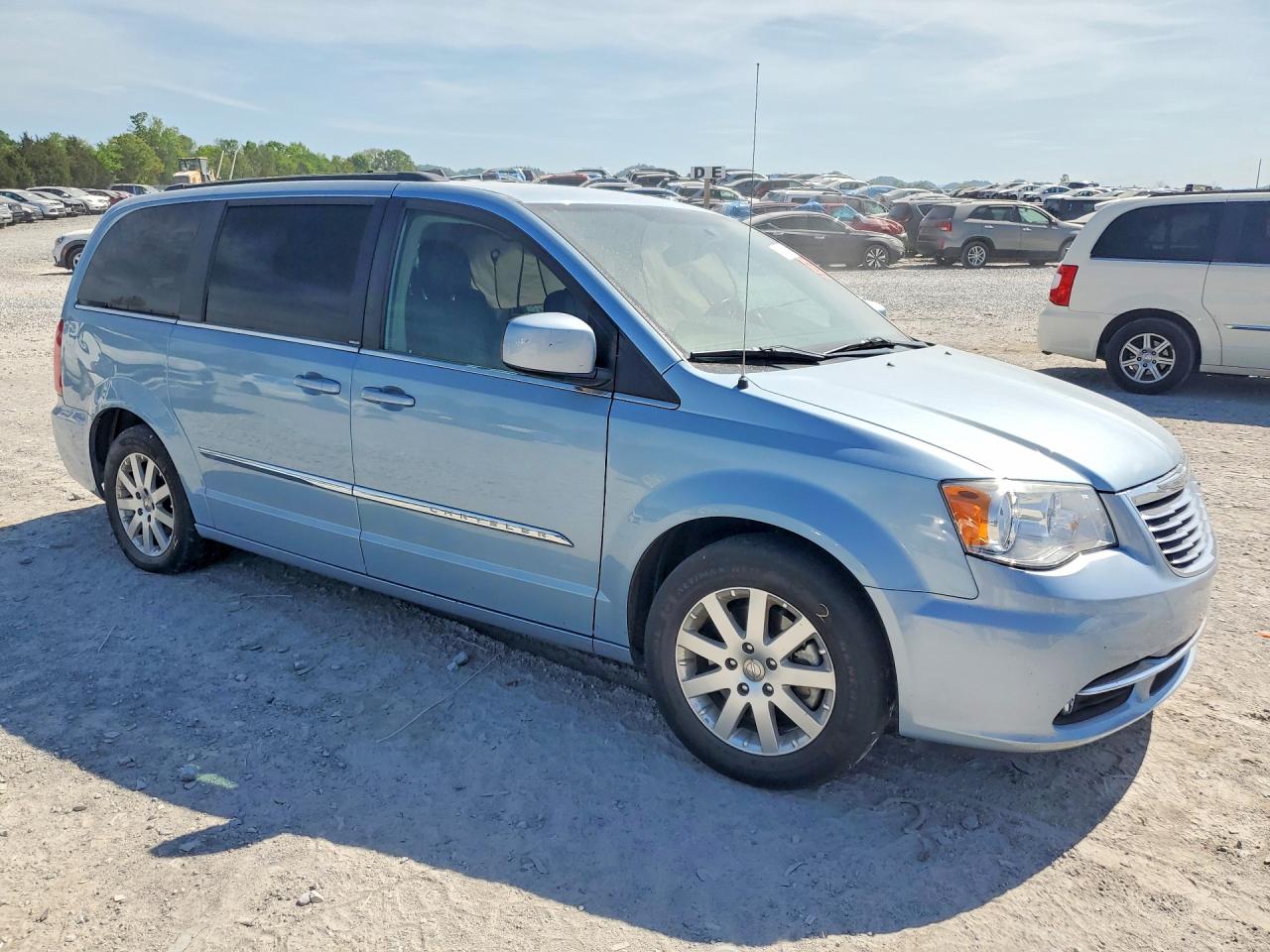 2013 CHRYSLER TOWN & COUNTRY TOURING photo 10
