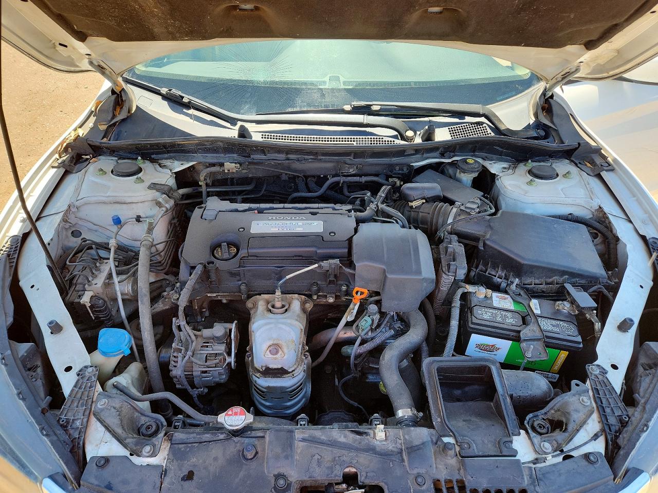 2013 HONDA ACCORD LX photo 31
