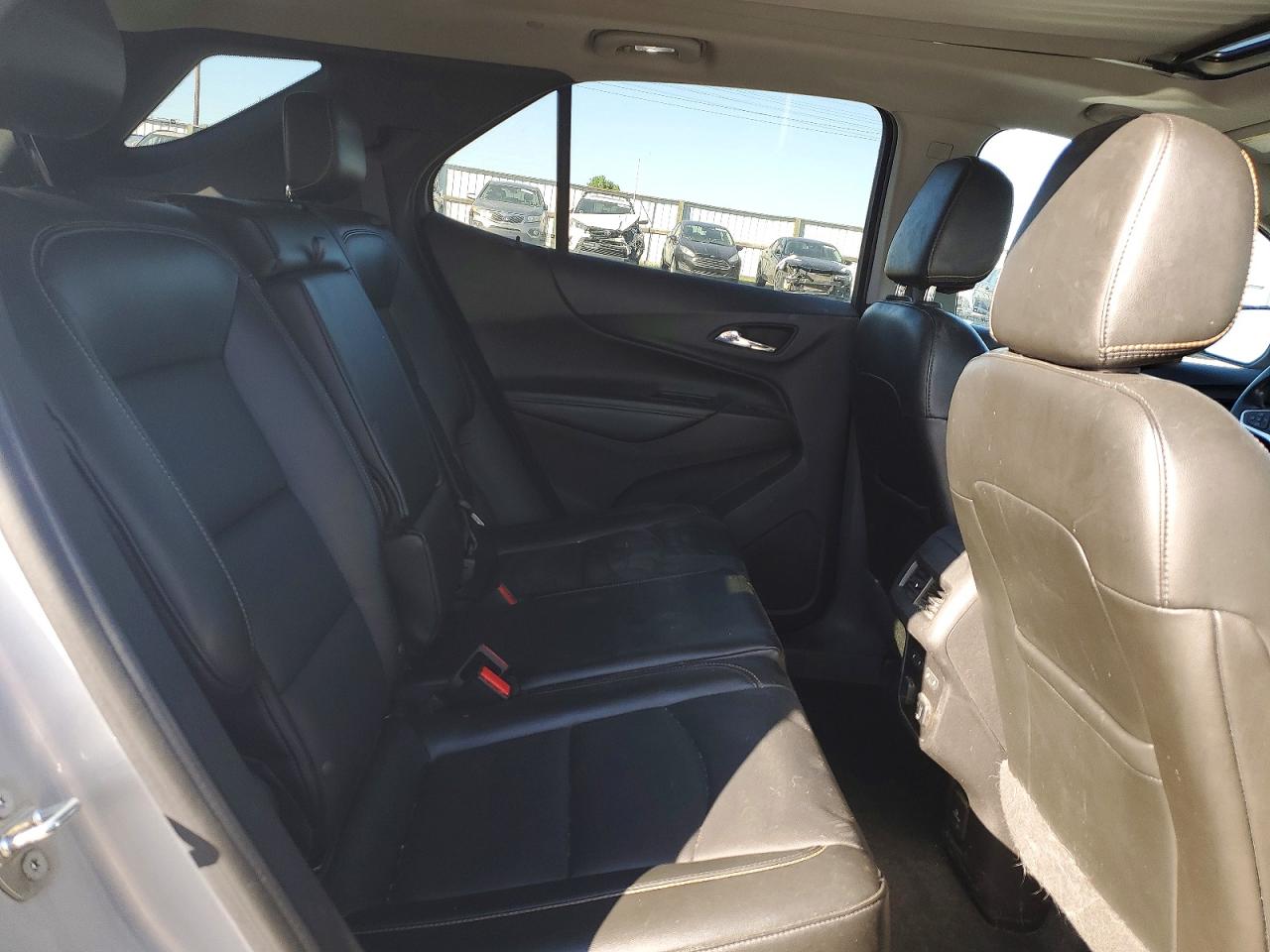 2018 CHEVROLET EQUINOX PREMIER photo 31