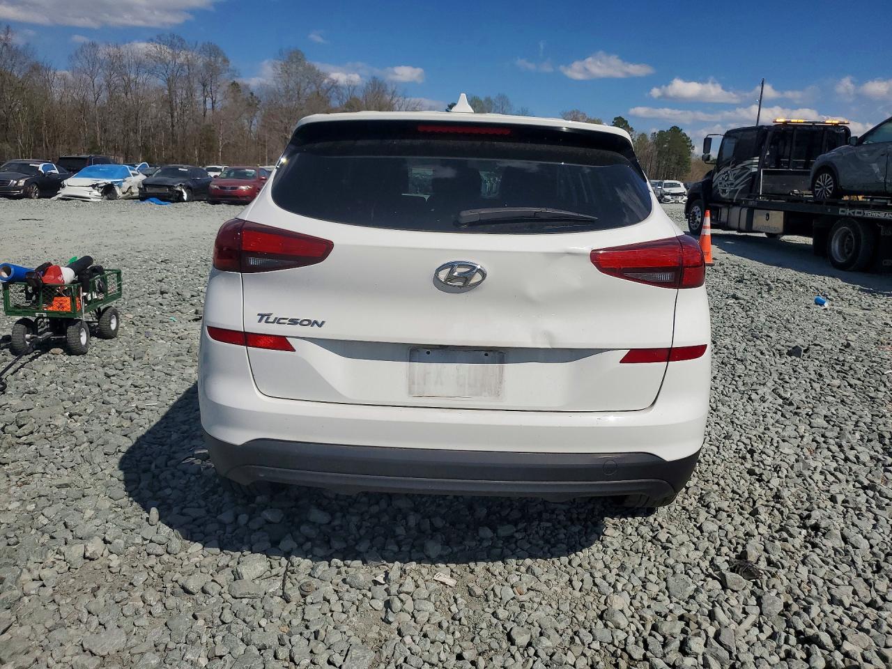 2020 HYUNDAI TUCSON SE photo 16
