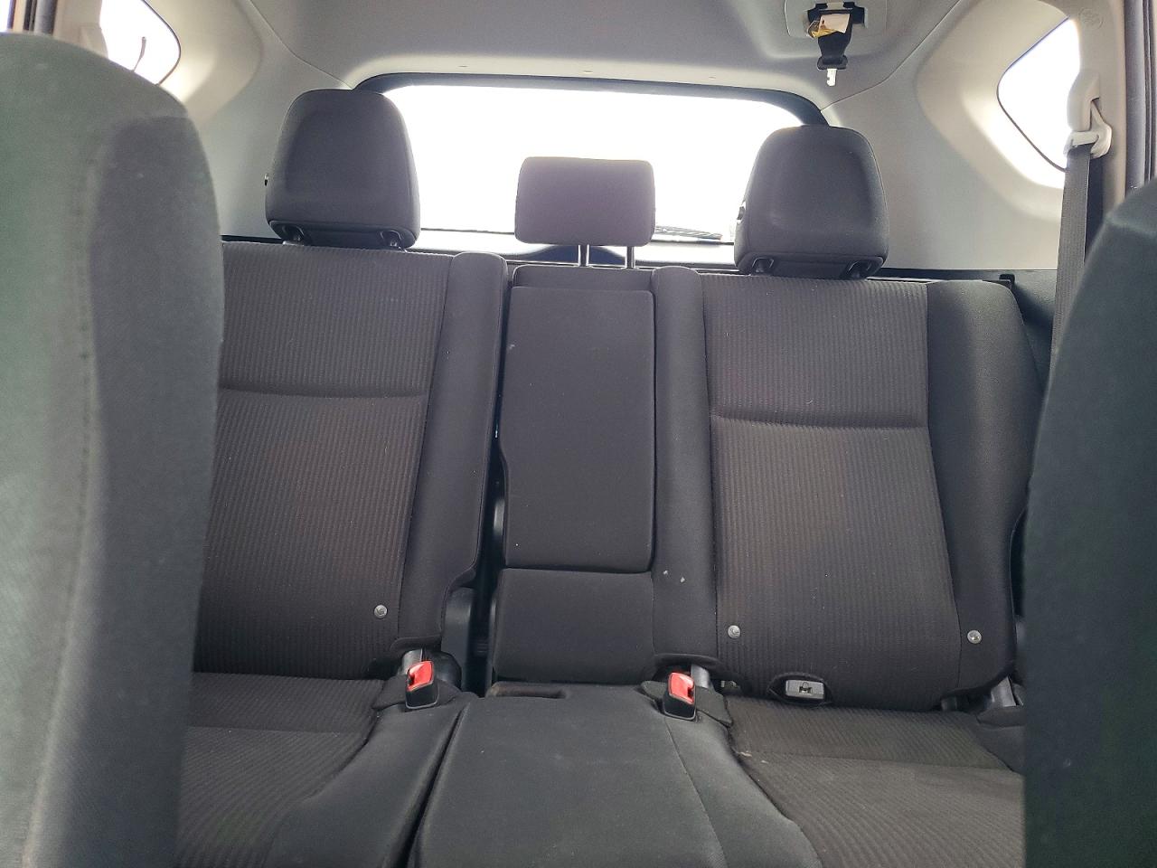2014 TOYOTA RAV4 LE photo 19