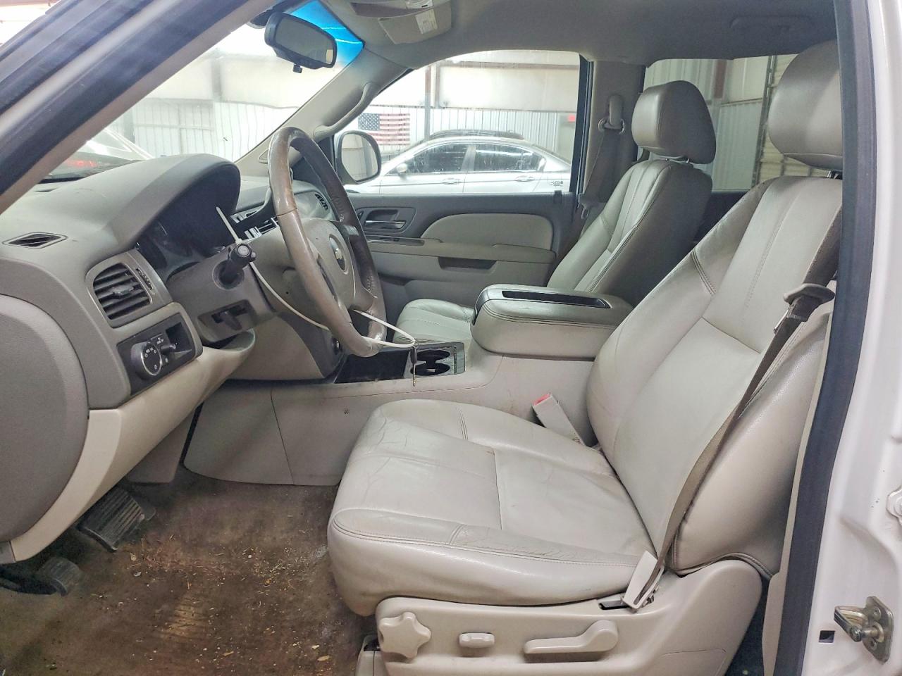 2013 CHEVROLET TAHOE C1500 LT photo 7