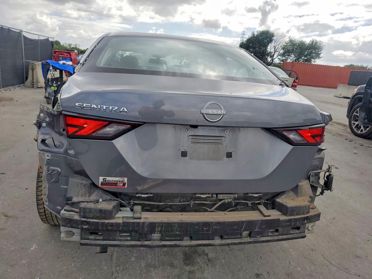 2024 NISSAN SENTRA S photo 6