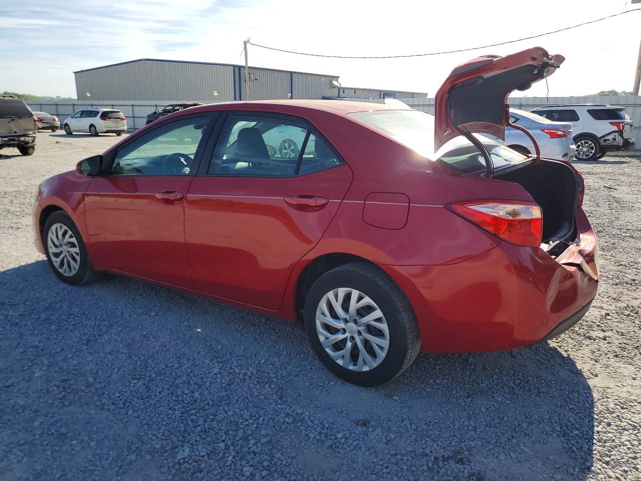 2018 TOYOTA COROLLA LE photo 3