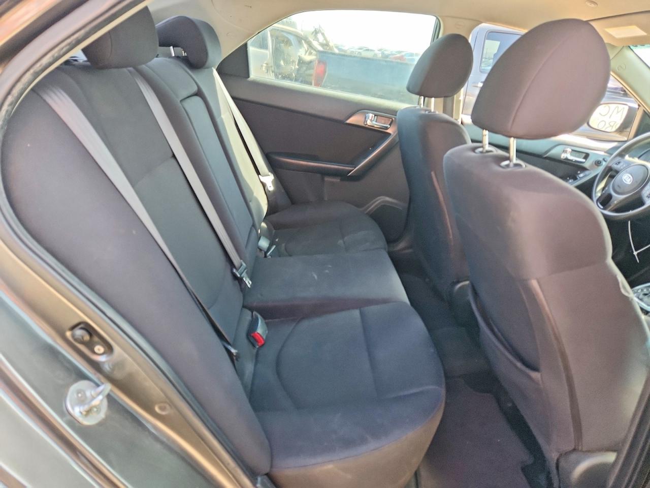 2013 KIA FORTE EX photo 28