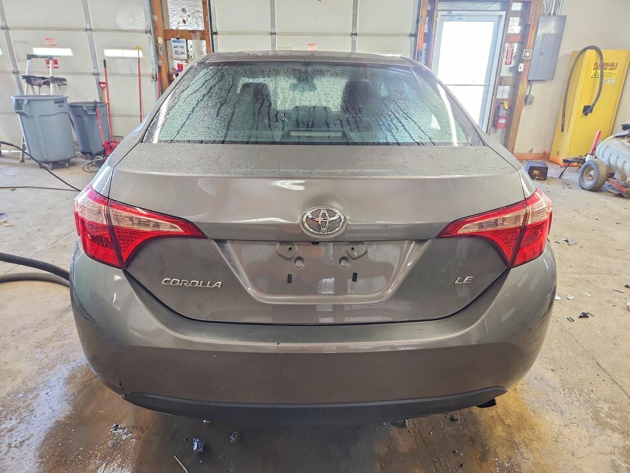 2019 TOYOTA COROLLA LE photo 16