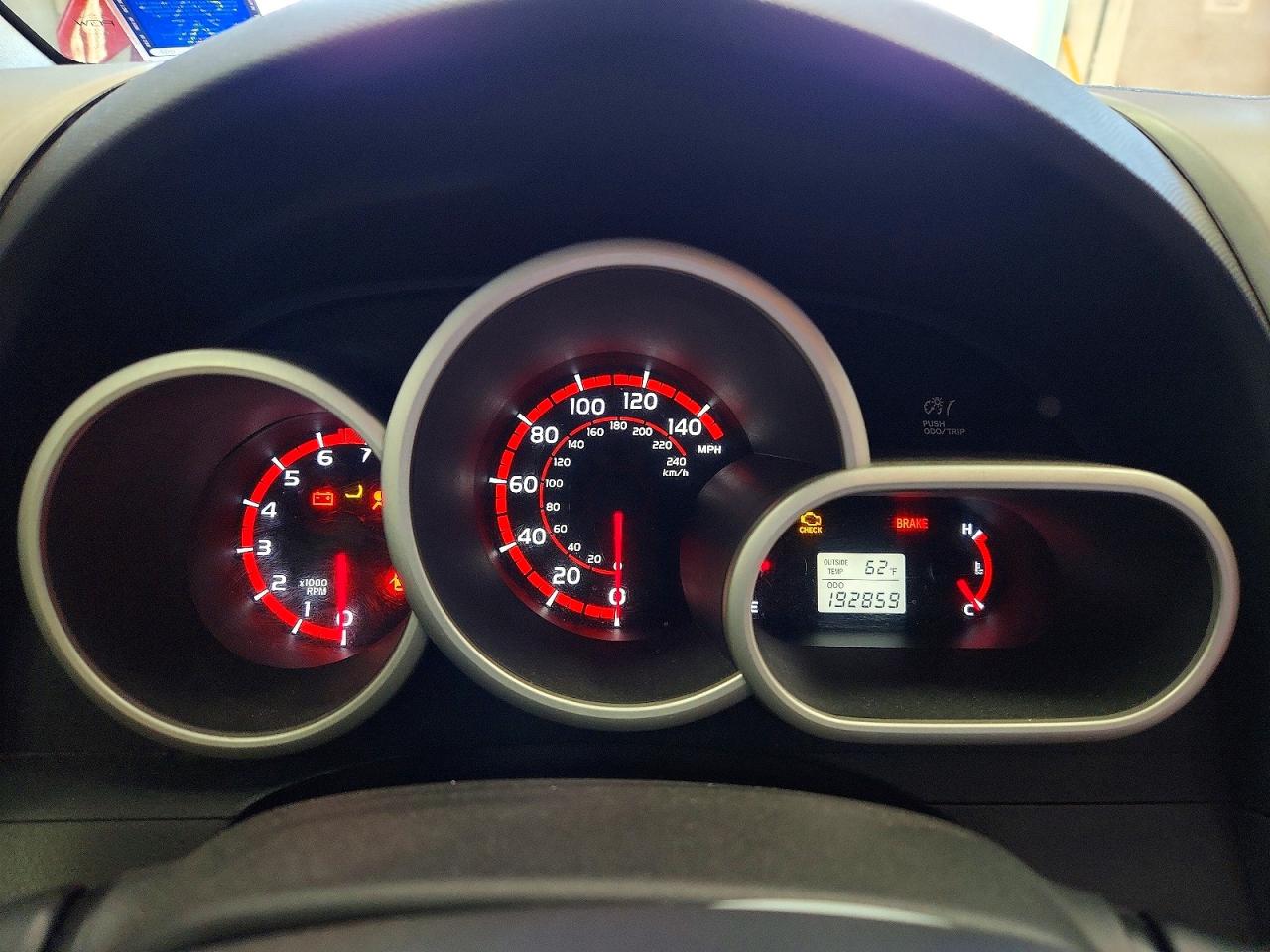 2009 TOYOTA COROLLA MATRIX XRS photo 25