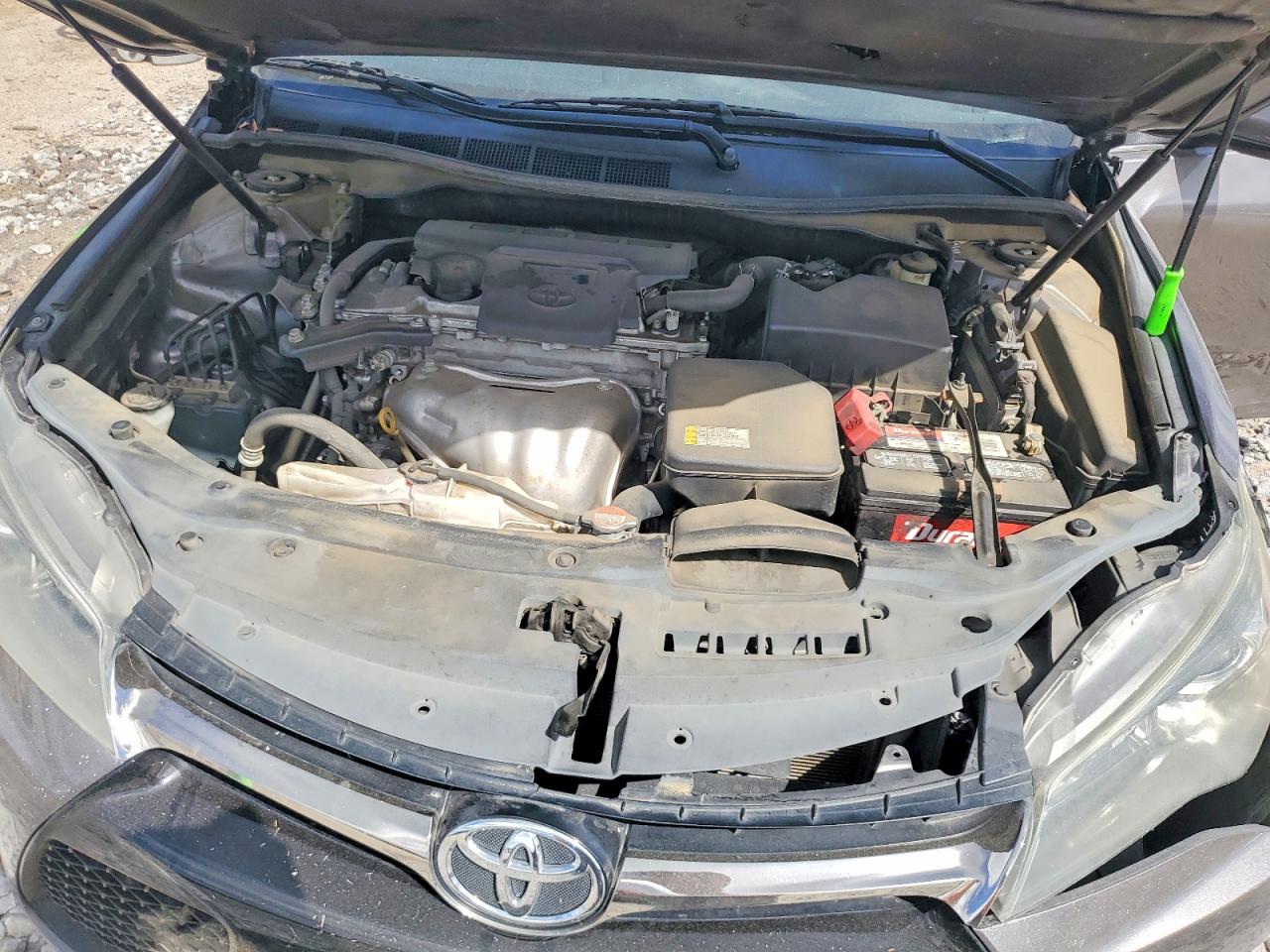 2016 TOYOTA CAMRY LE photo 31