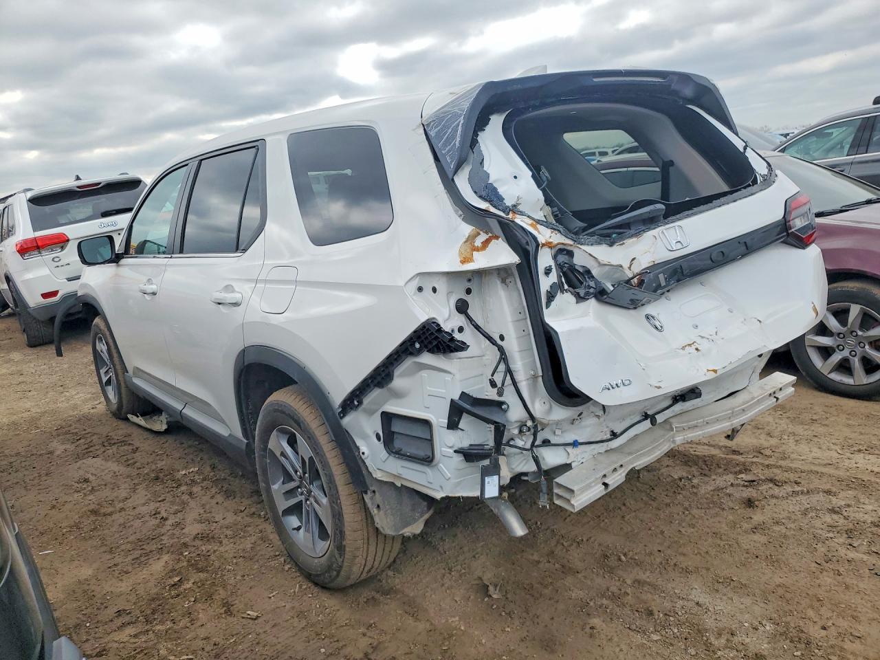 2025 HONDA PILOT EXL photo 3
