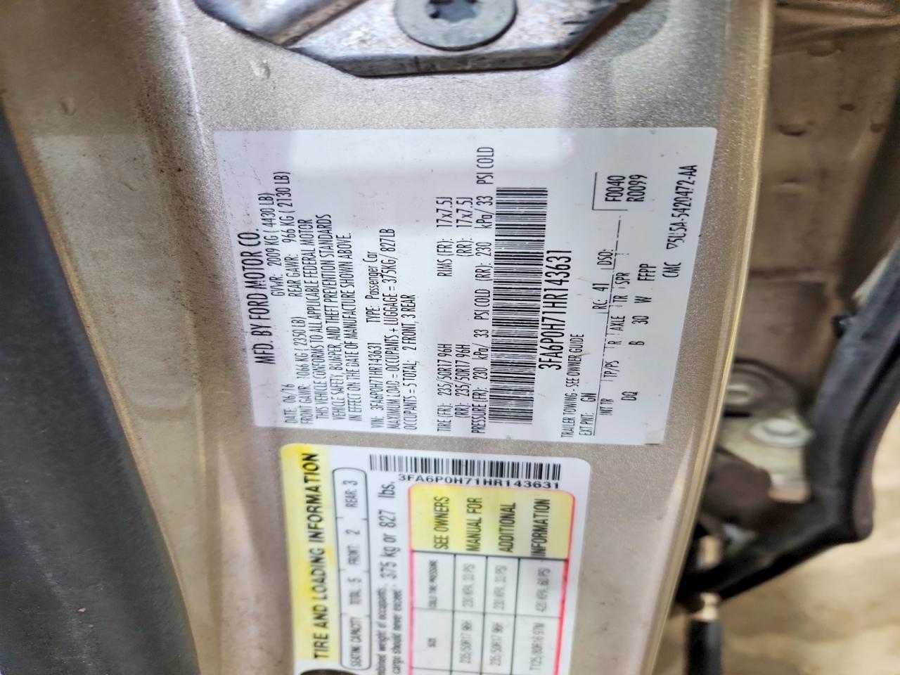 2017 FORD FUSION SE photo 12