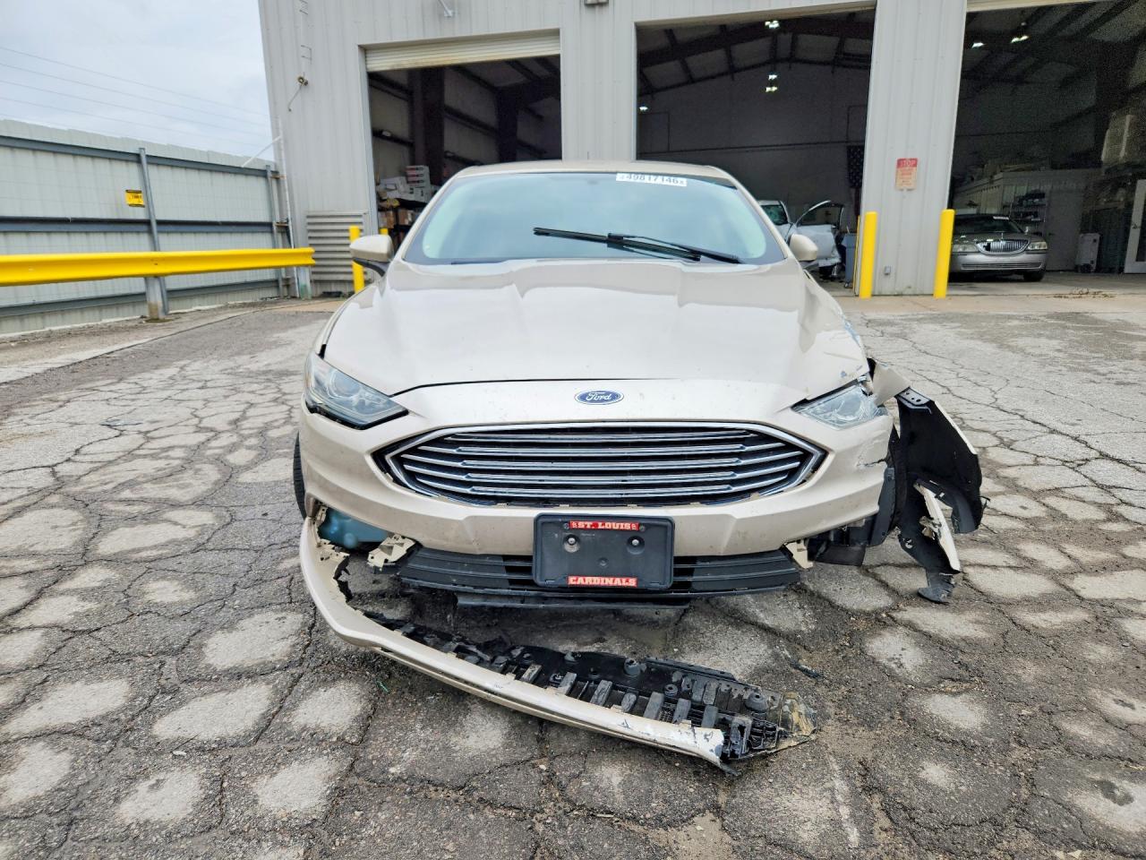 2017 FORD FUSION SE photo 5