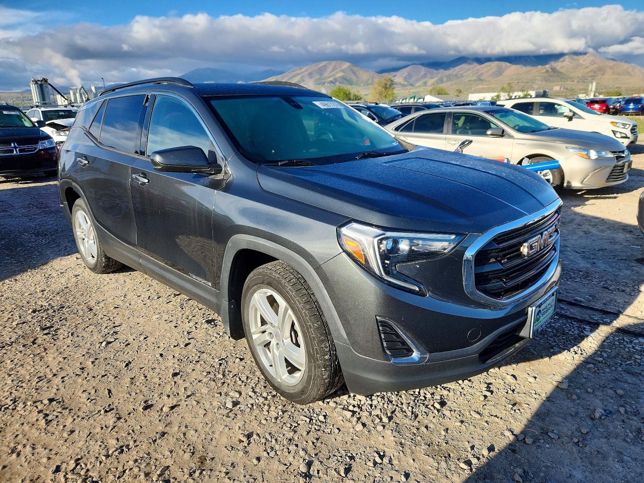 2018 GMC TERRAIN SLE photo 4
